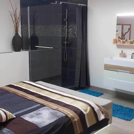 住宿加早餐酒店 Le Grillage A Poules *