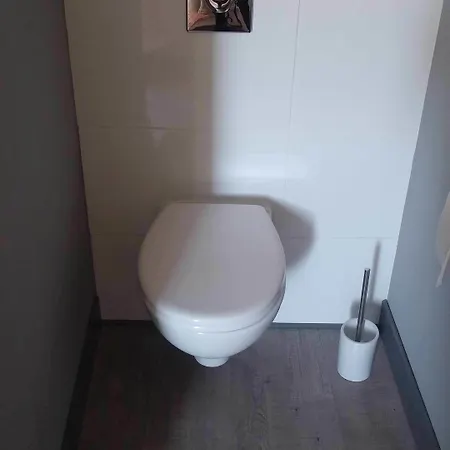 Le Grillage A Poules 住宿加早餐酒店 沙托贝尔纳尔