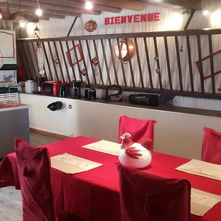 Le Grillage A Poules 住宿加早餐酒店 *