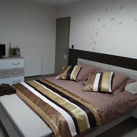 住宿加早餐酒店 Le Grillage A Poules *