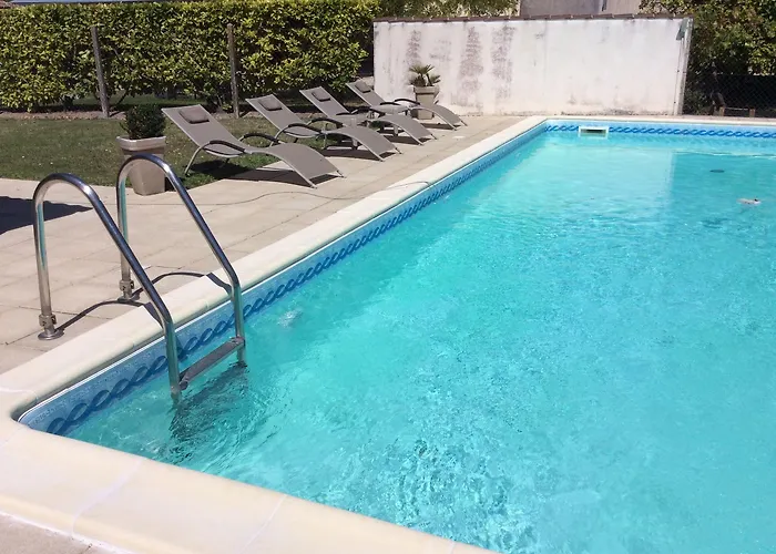 Couette-café Le Grillage A Poules *